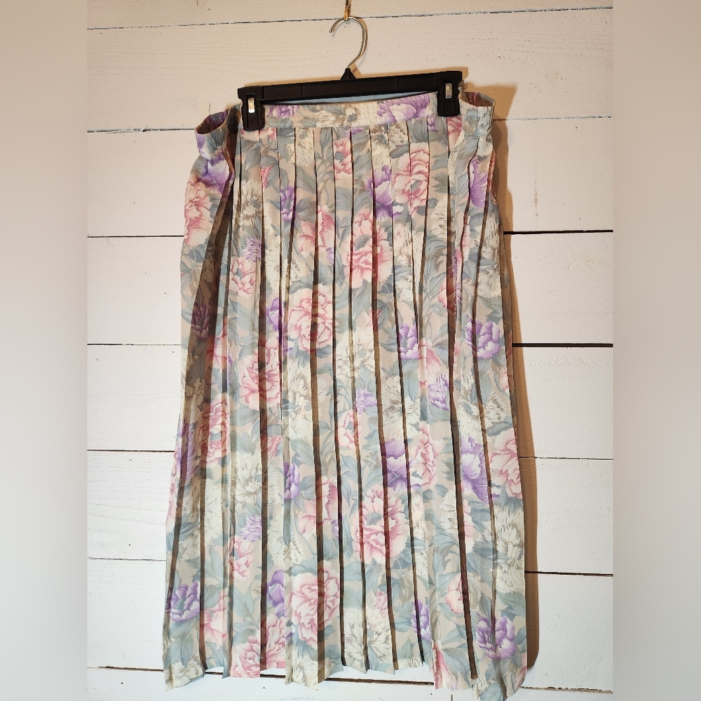 Alfred Dunner - Floral Pleated Skirt - Size 12